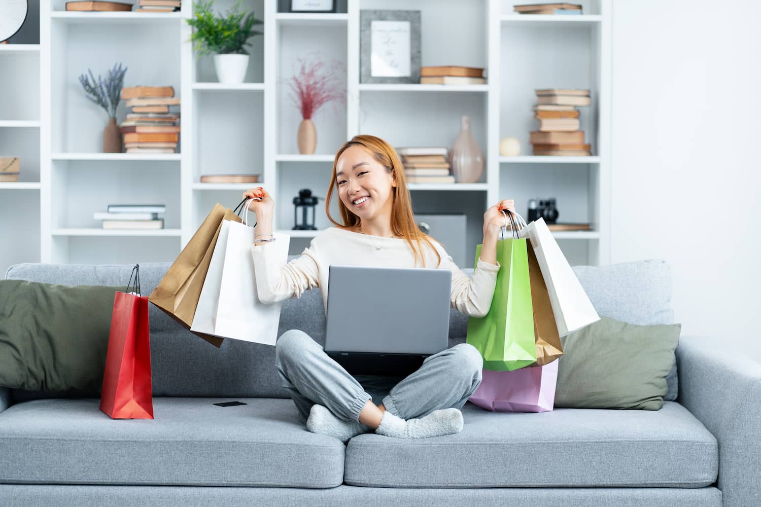 Belanja Online Luar Negeri Tanpa Kartu Kredit? Ini Trik Rahasia Hemat Uang!