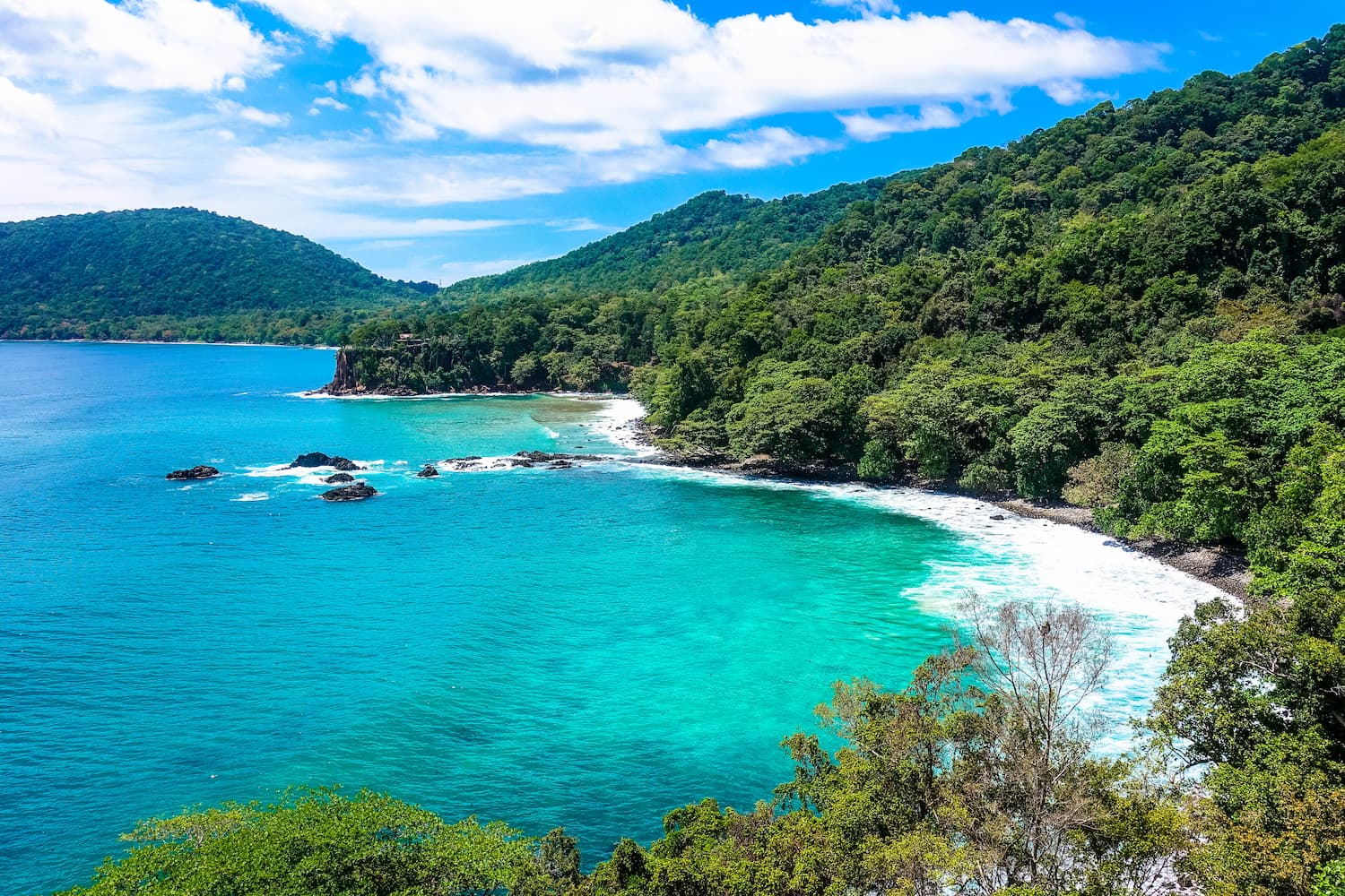 10 Tempat Wisata di Indonesia yang Jadi Hidden Treasure Menakjubkan