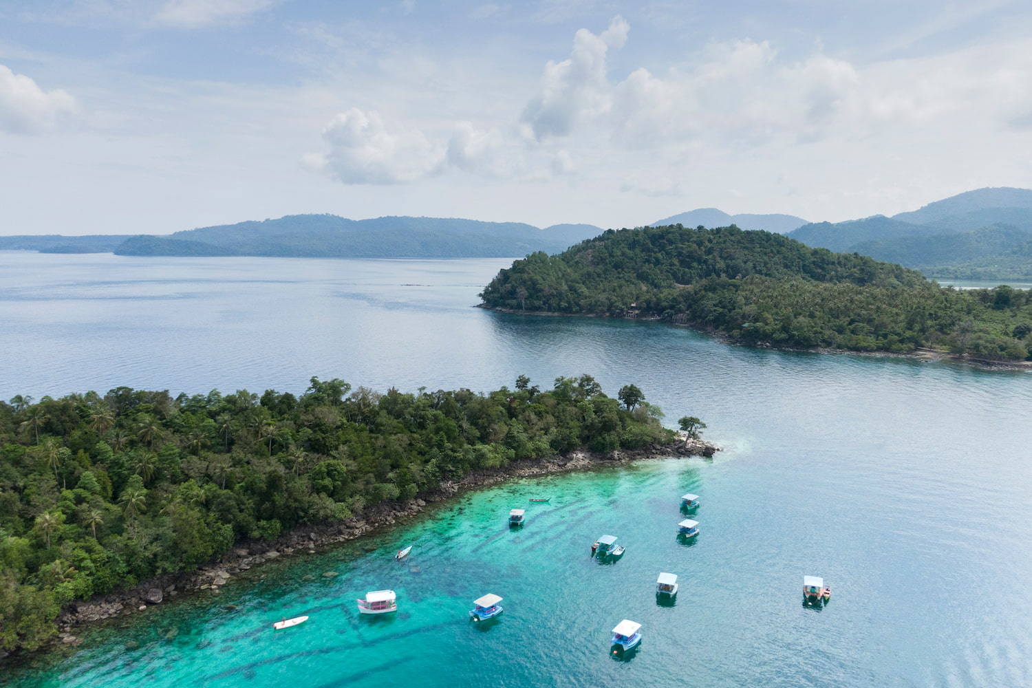 Tempat Wisata di Indonesia Anti-Mainstream - DOKU.Promo