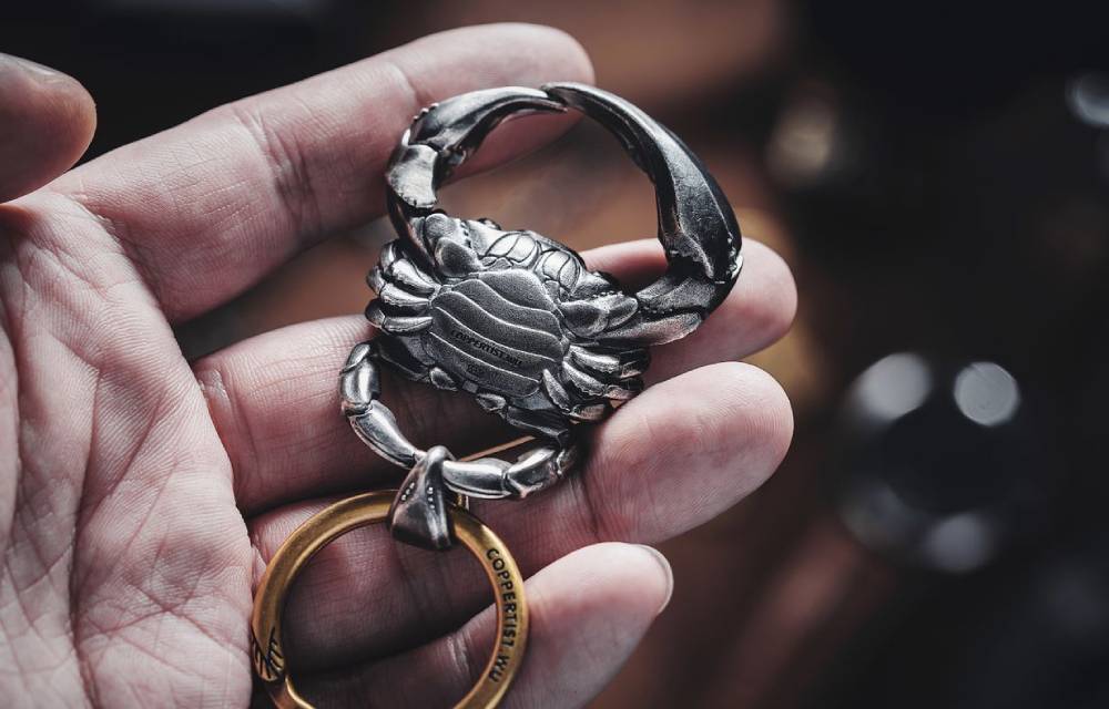 Kenapa Zodiak Scorpio Terlihat Misterius? Kenali Sisi Aslinya!