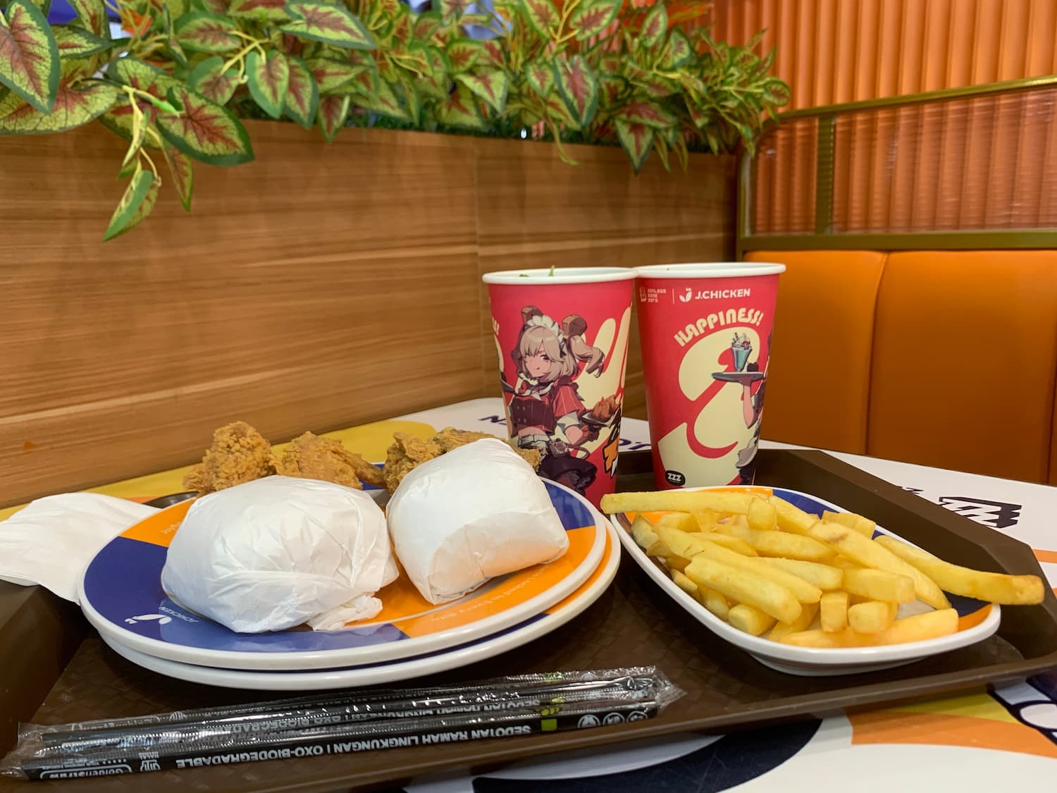 J.Chicken, Ayam Geprek Pedas yang Bikin Nagih - DOKU.Promo