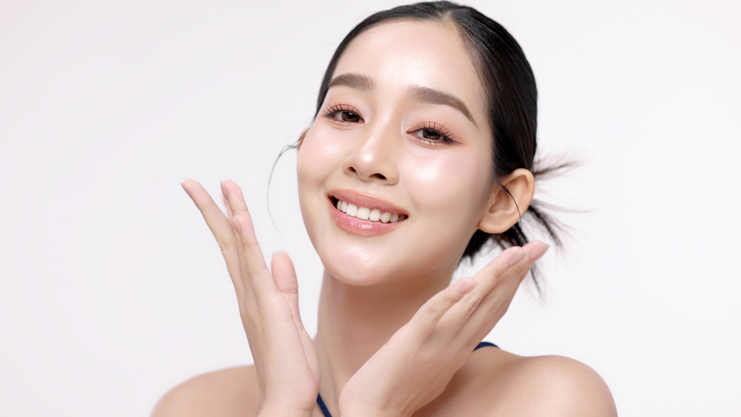Sehat Natural! Cobain Cara Membuat Wajah Glowing Permanen Cuma Pake Bahan Alami