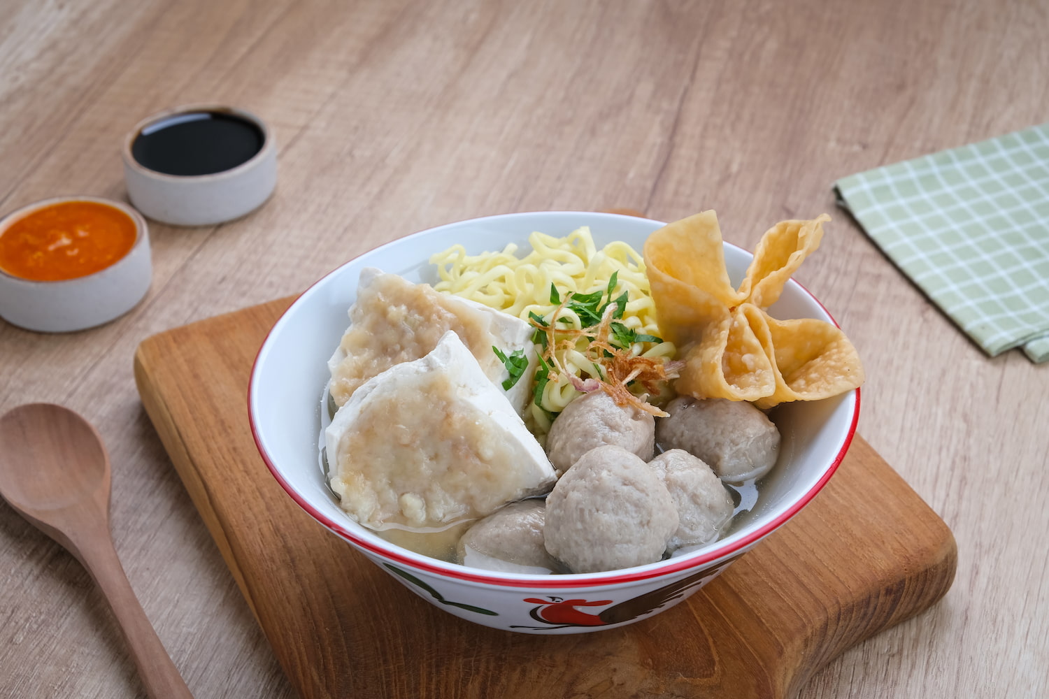 Sensasi Bakso Kuah Pedas - DOKU.Promo