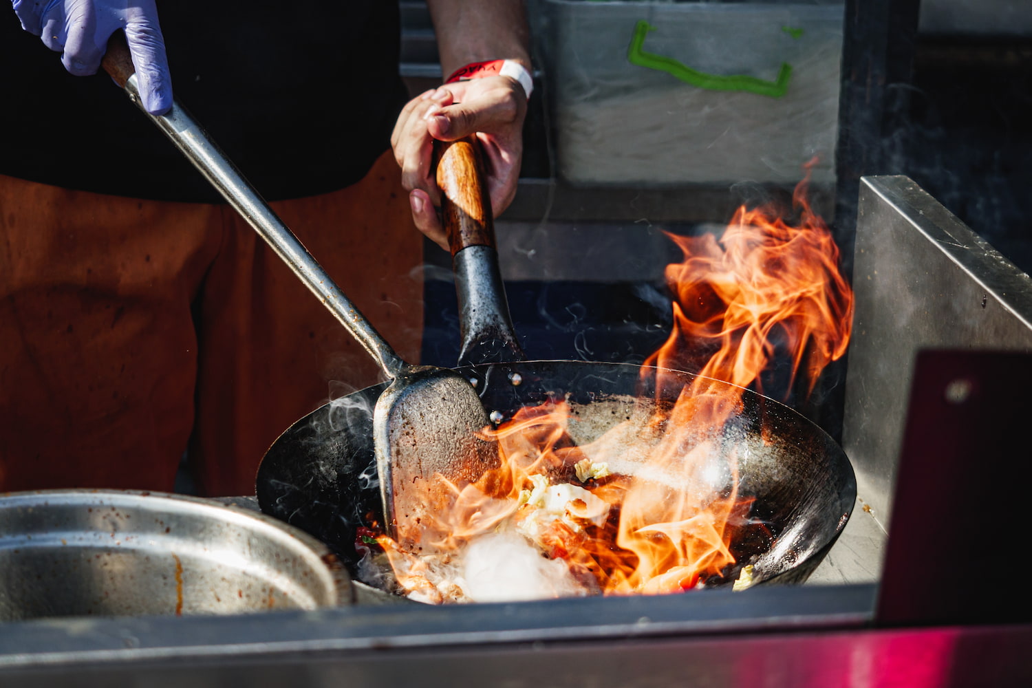 Deretan Makanan Viral di Bandung - DOKU.Promo