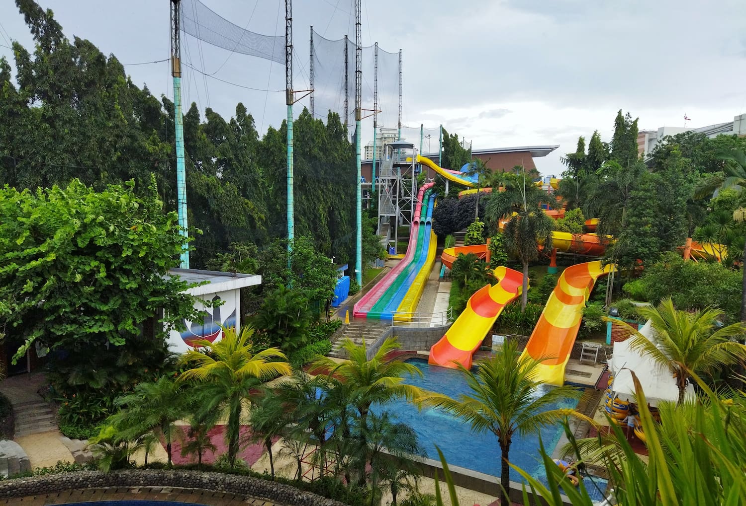 Waterpark Terbesar di Jakarta - DOKU.Promo