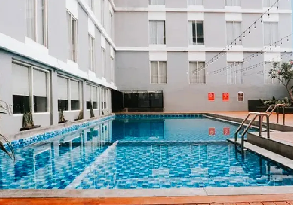 Nikmati perjalanan di Kota Pasuruan dengan diskon kamar 10% dari Ascent Premiere Pasuruan