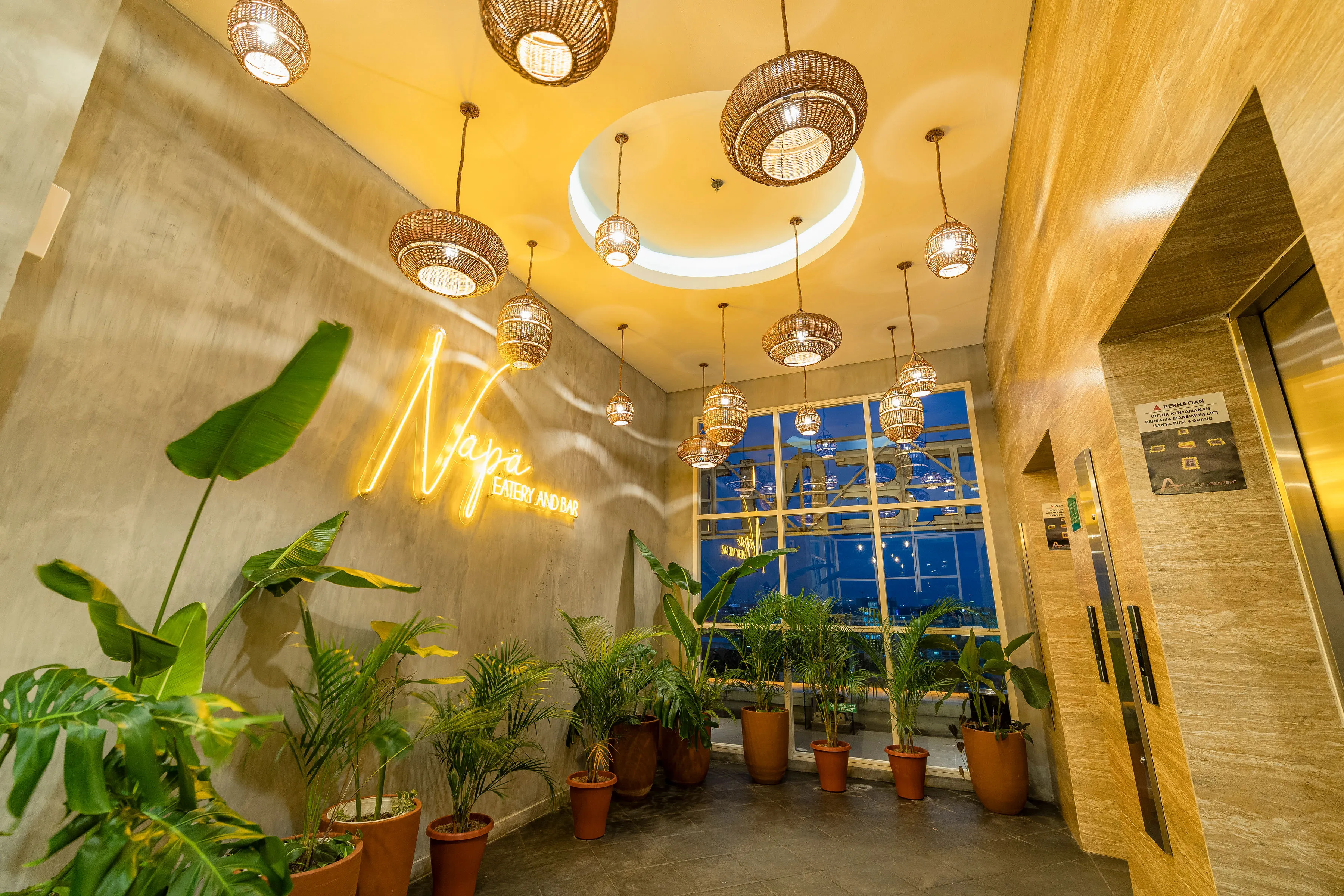 Staycation 3 Hari di Malang, Hemat 30% di Ascent Premiere Malang!